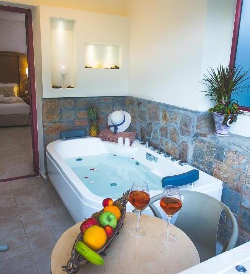 자쿠지 스위트, Bella Elena By Estia