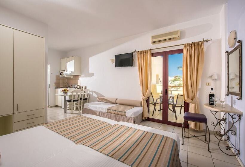 스탠다드 스튜디오, Bella Elena By Estia