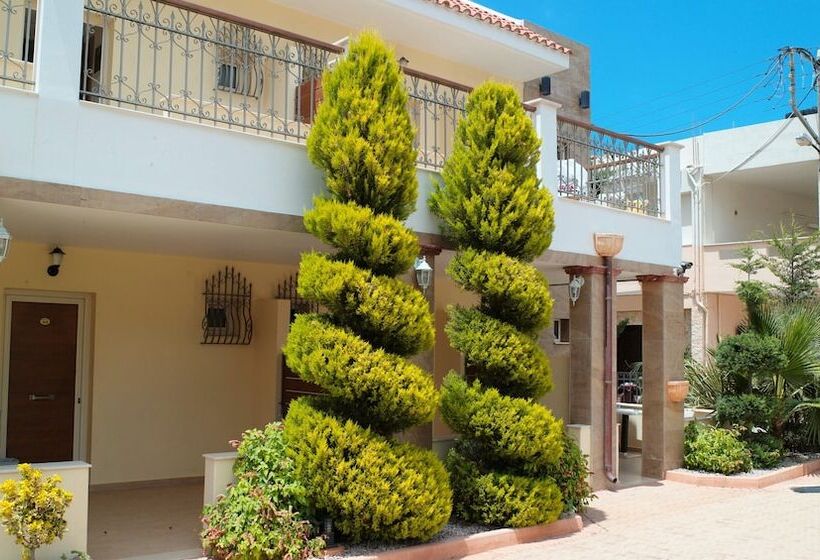 디럭스 스튜디오, Bella Elena By Estia