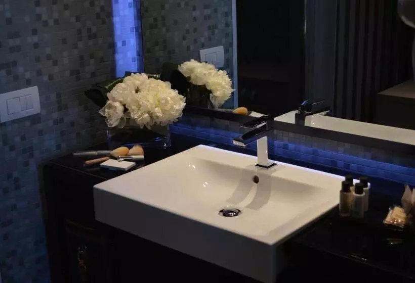コンフォートルーム, Callistos Hotel & Spa