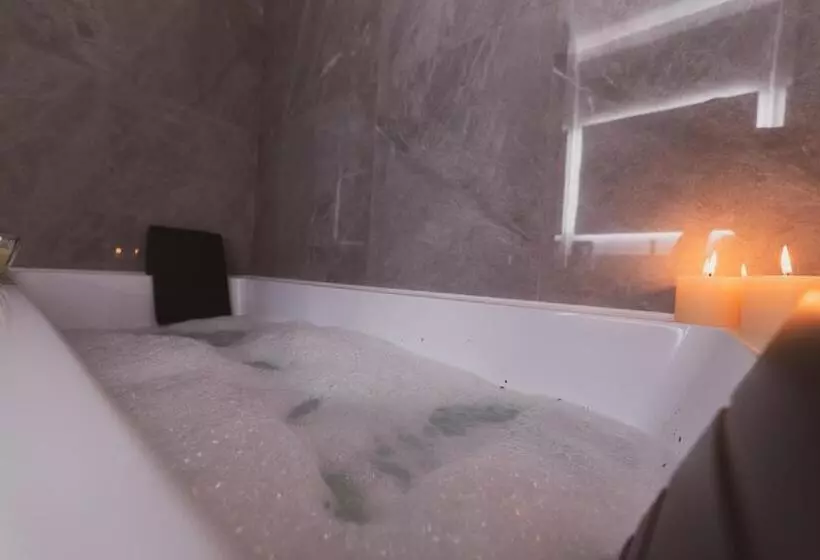 デラックスルーム, Callistos Hotel & Spa