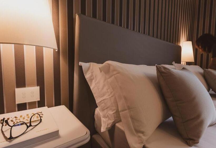 Номер Executive, Callistos Hotel & Spa