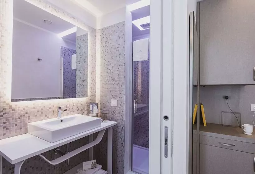 コンフォートルーム, Callistos Hotel & Spa