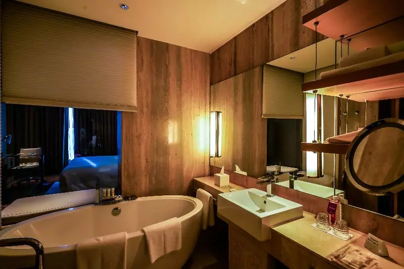デラックスルーム, Crowne Plaza Greater Noida, An Ihg