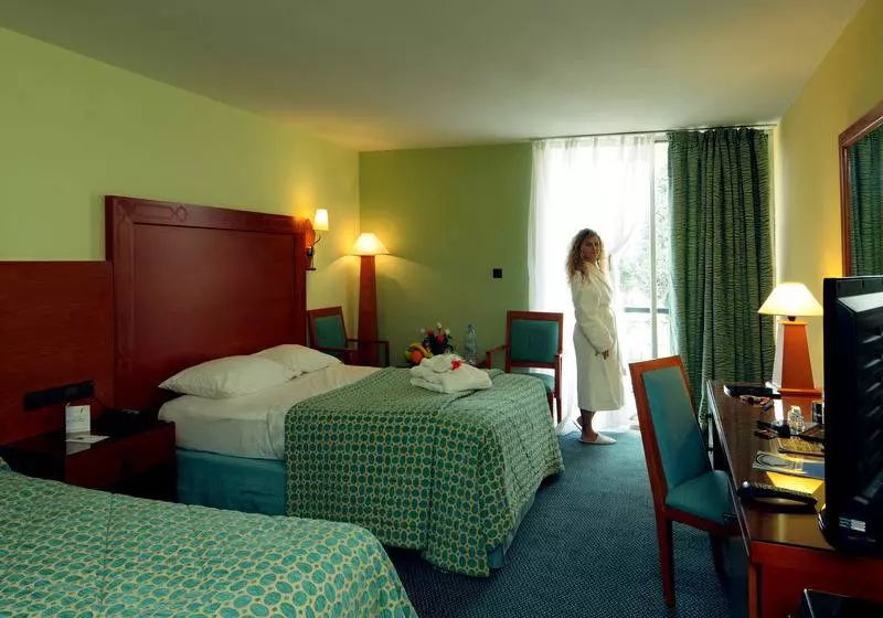 プレジデントスイートルーム, Crowne Plaza Greater Noida, An Ihg