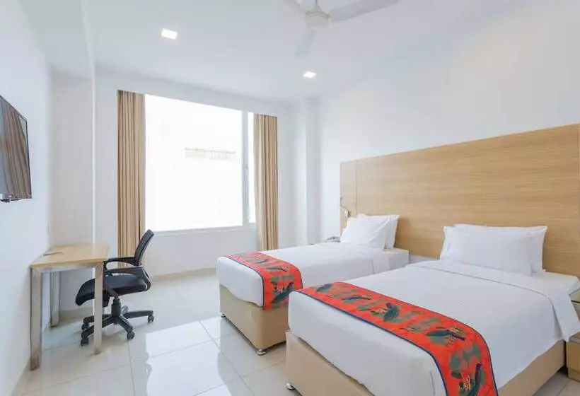 デラックスルーム, Ginger Noida City Center