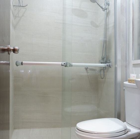 デラックスルーム, Holiday Suites