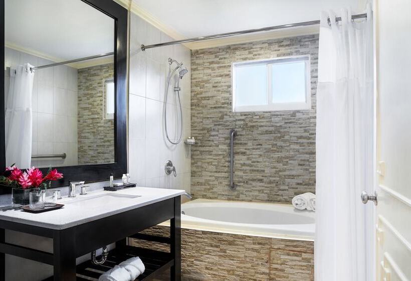 سوییت جونیور, Jewel Paradise Cove Adult Beach Resort & Spa