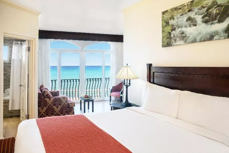 سوییت جونیور با چشمانداز دریا, Jewel Paradise Cove Adult Beach Resort & Spa