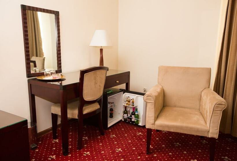 اتاق استاندارد یک نفره, Jumbo