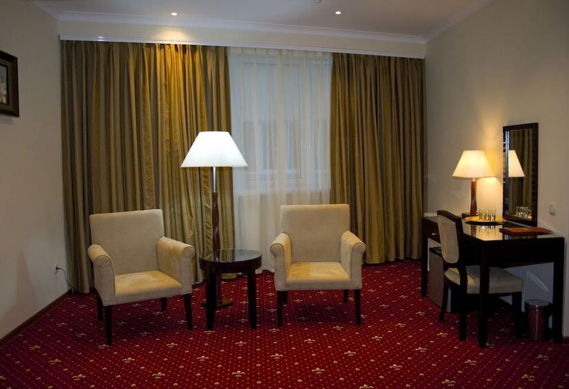 سوییت جونیور, Jumbo