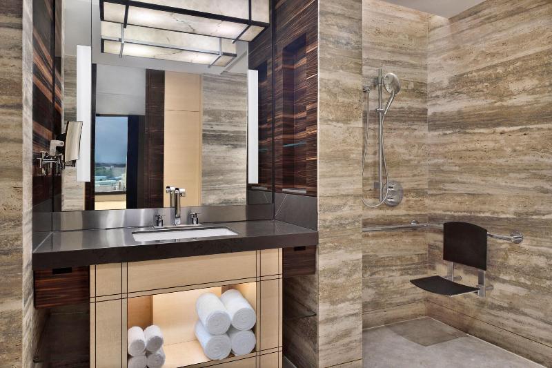 חדר דחוקס עם מיטת קינג, Jw Marriott Hotel New Delhi Aerocity