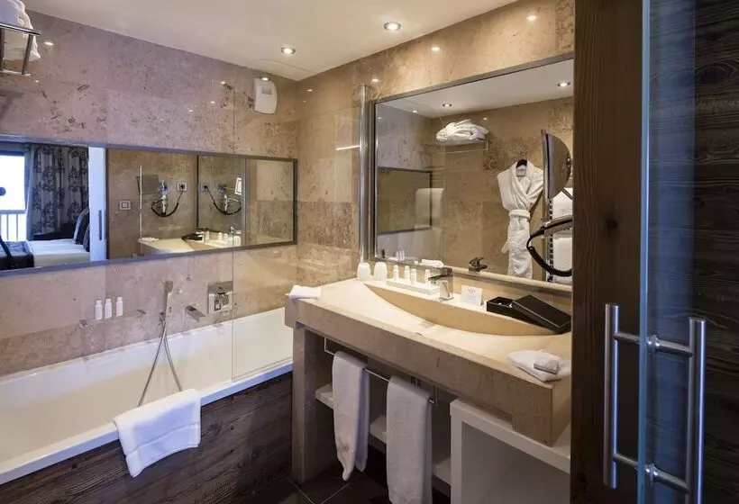 プレステージルーム, Hôtel Koh I Nor By Les Etincelles