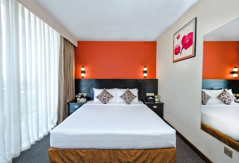 디럭스 룸, Pearl Grand By Rathna