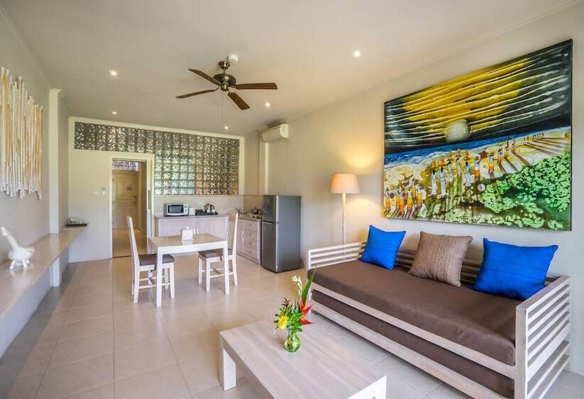 סוויטה דלוקס, The Lovina