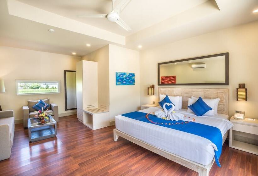 וילה עם חדר שינה אחד ובריכת שחיה, The Lovina