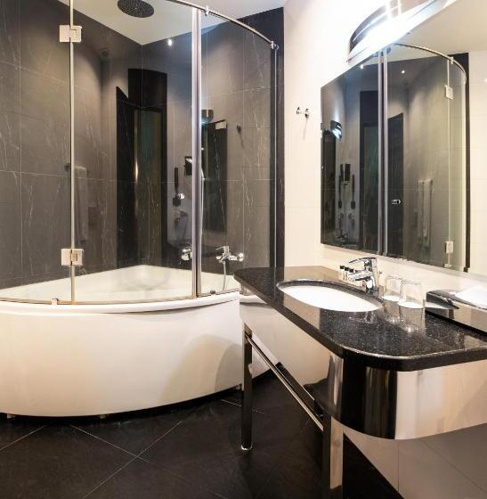 시니어 스위트 도시 전망, North Avenue By Stellar Hotels, Yerevan