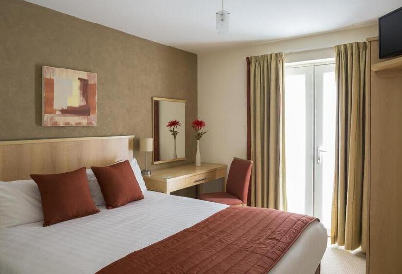 Апартаменты 2 Спальни, Dashwood Apartments