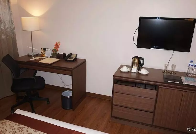 デラックスルーム, Ace Hotel And Suites