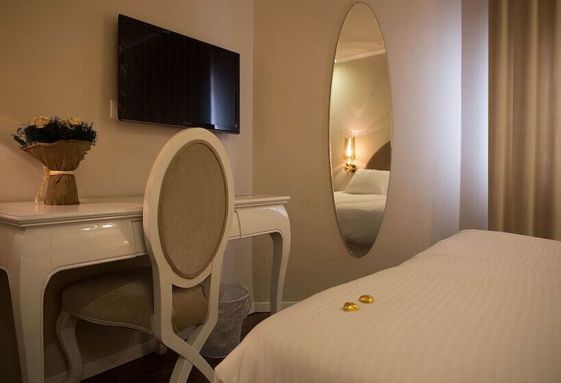 Deluxe Szoba, Agripas Boutique