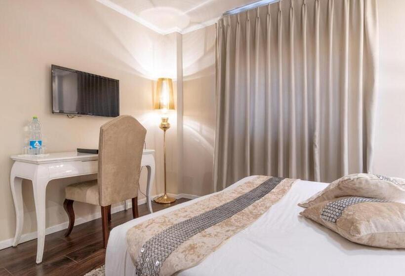 Deluxe Szoba, Agripas Boutique