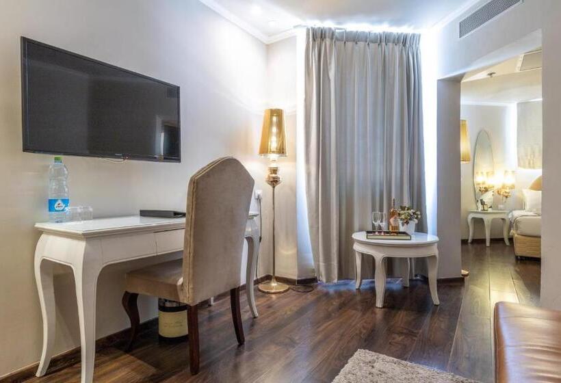 Lakosztály, Agripas Boutique