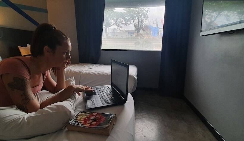 اتاق استاندارد, Illuminate Boutique Hostel