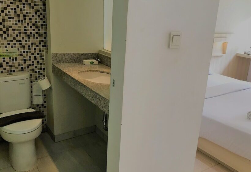 Habitación Estándar, Legreen Suite Tondano