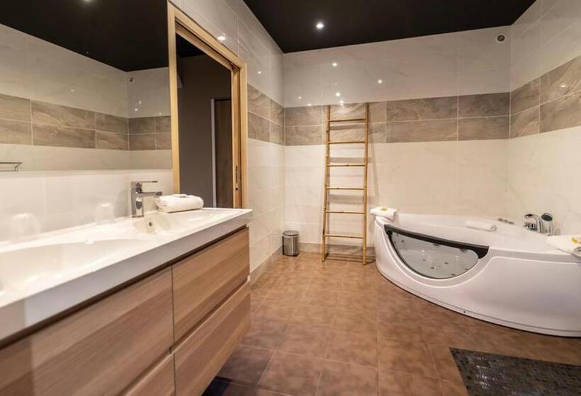 سوییت با چشمانداز دریا, Palm Beach