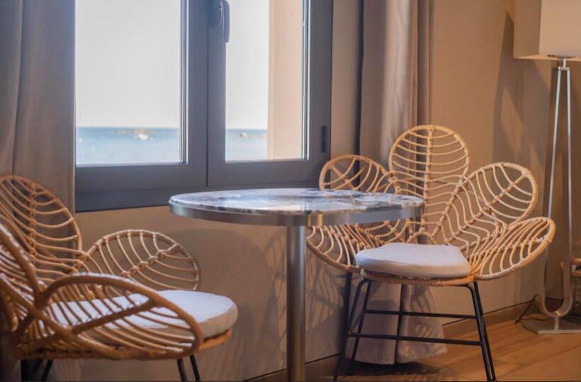 سوییت جونیور با چشمانداز دریا, Palm Beach