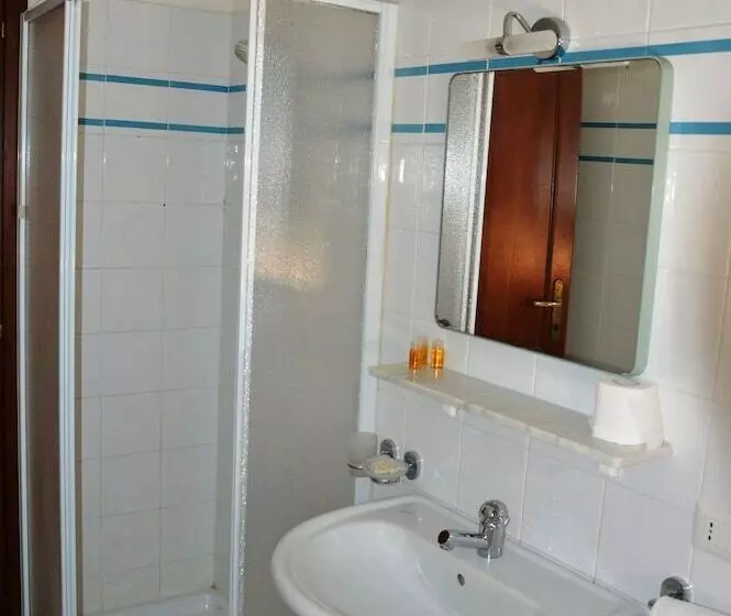 آپارتمان 1 خوابه, Residence Europa