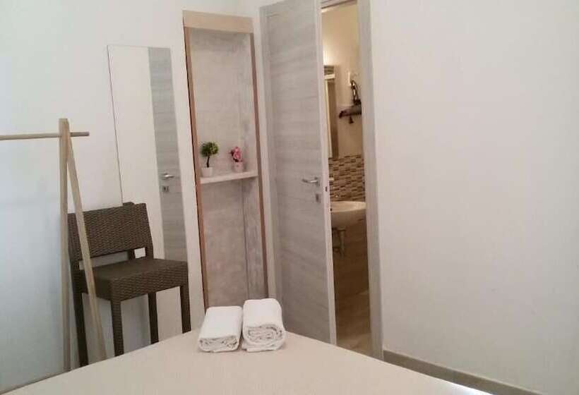 חדר בסיסי, Residence Europa