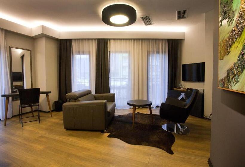 سوییت جونیور, Solun Hotel & Spa