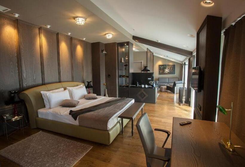 سوییت اجرایی, Solun Hotel & Spa