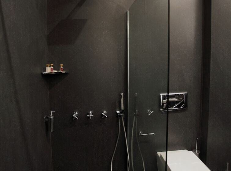 سوییت جونیور, Solun Hotel & Spa