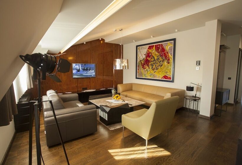 سوییت اجرایی, Solun Hotel & Spa