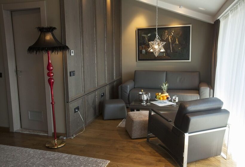 سوییت اجرایی, Solun Hotel & Spa