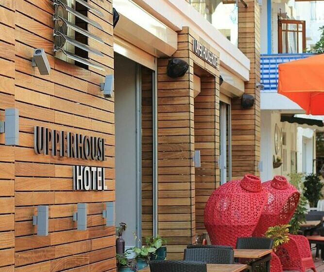 اتاق لوکس, Upper House