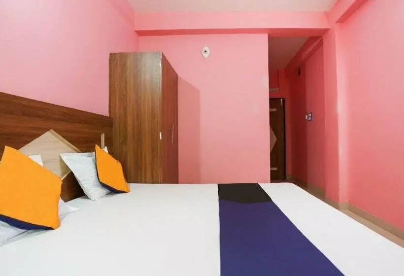 シティビューのデラックスルーム, Goroomgo Ayush International Digha