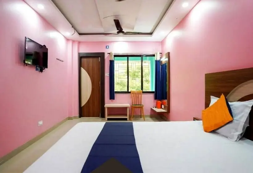 シティビューのデラックスルーム, Goroomgo Ayush International Digha