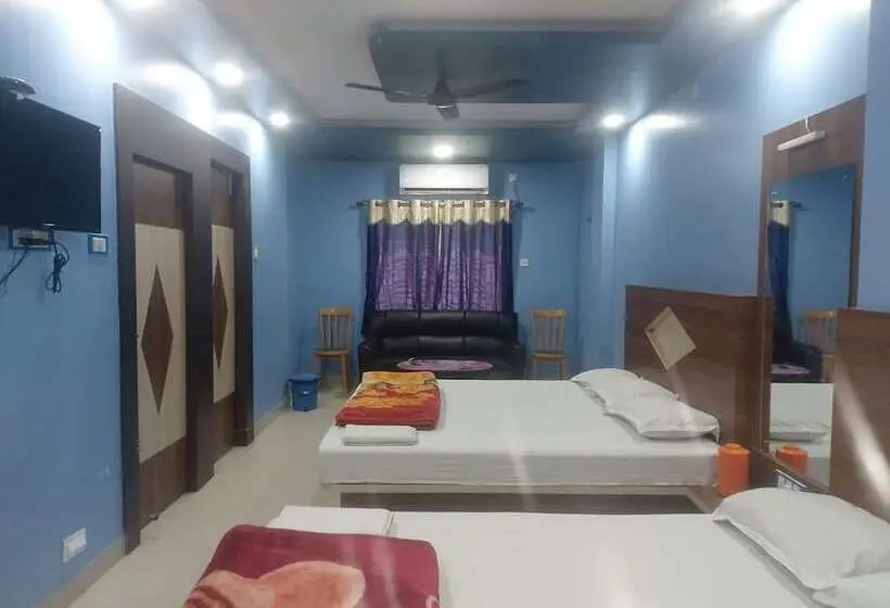 スーペリアの４人部屋, Goroomgo Ayush International Digha