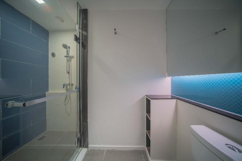 Номер Стандарт Кровать Кинг Адаптированный для Инвалидов, Holiday Inn Express Nantong North Gateway, An Ihg