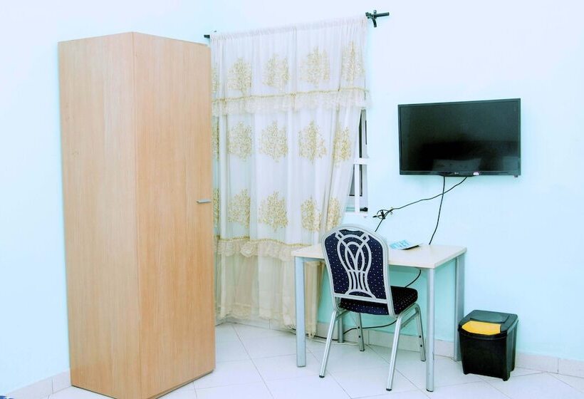 اتاق استاندارد, Nora