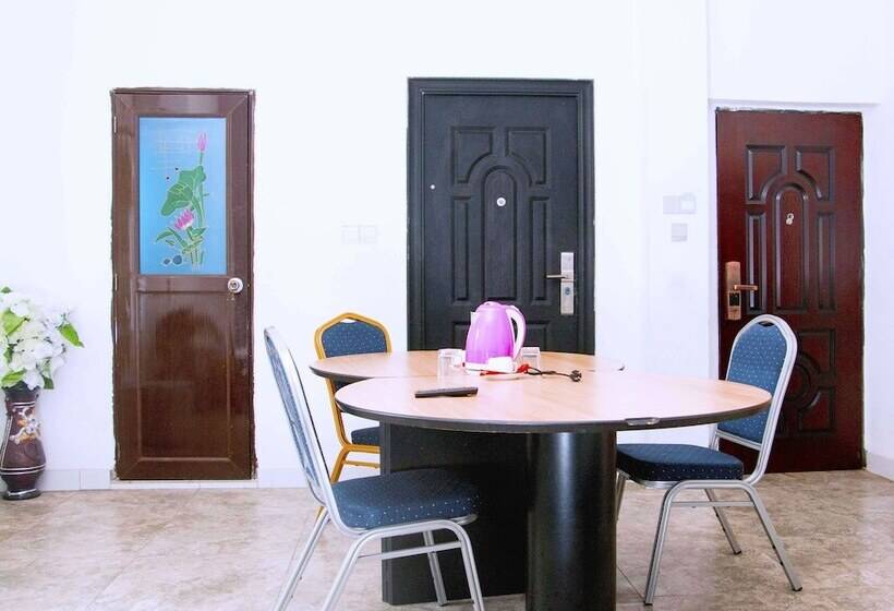 استودیوی استاندارد, Nora