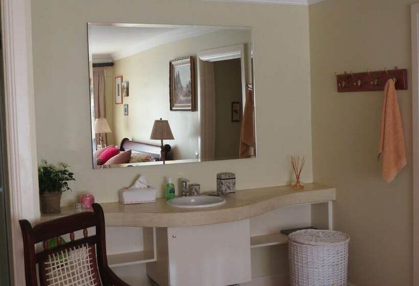 חדר דלוקס נוף לגינה, Makarios On The River