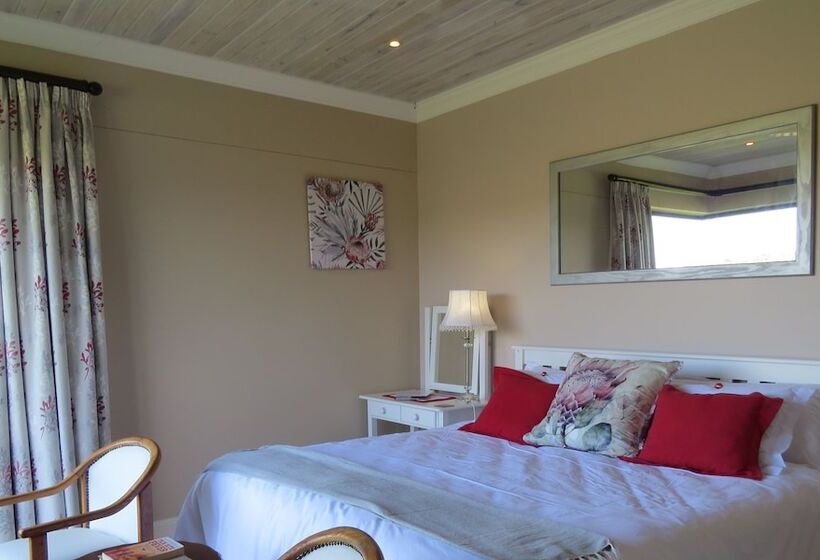 סוויטת פרמיום, Makarios On The River