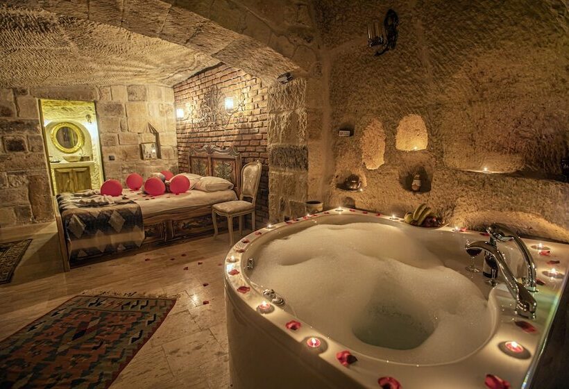 带观景的豪华间, Casia Cave Suites