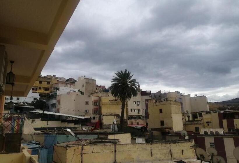 スタンダードルーム, Fadoua