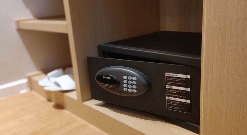 חדר דלוקס, Eastern  Bojonegoro