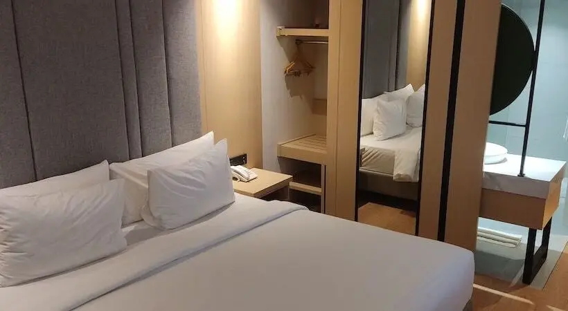 Deluxe-huone, Eastern Bojonegoro